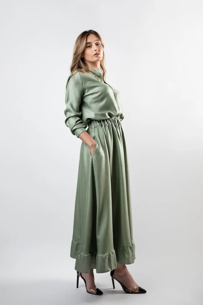 تنورة لينن طويلة