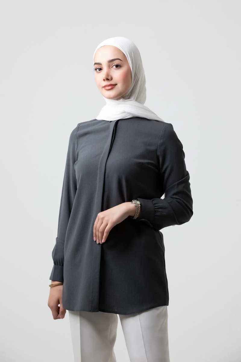 قميص لينن بأكمام طويلة