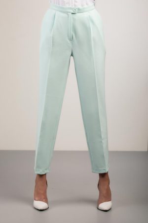 straight trousers
