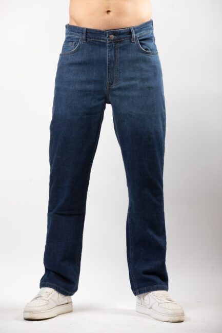 Straight Leg Jeans Pant
