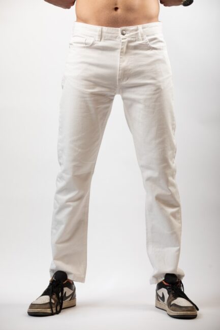 Straight Leg Jeans Pant