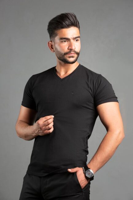 basic cotton-blend T-shirt