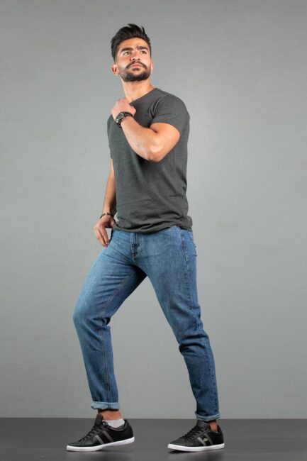 basic cotton-blend T-shirt