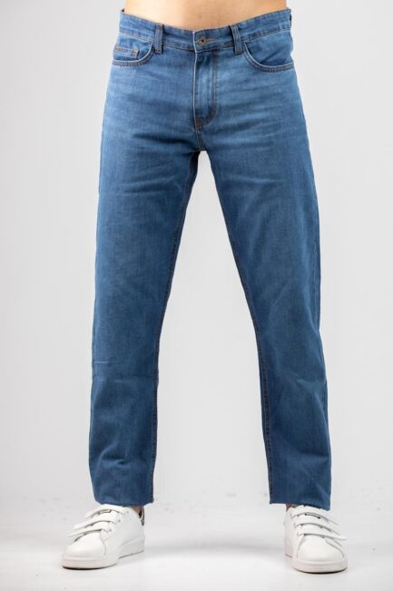 straight jeans 601