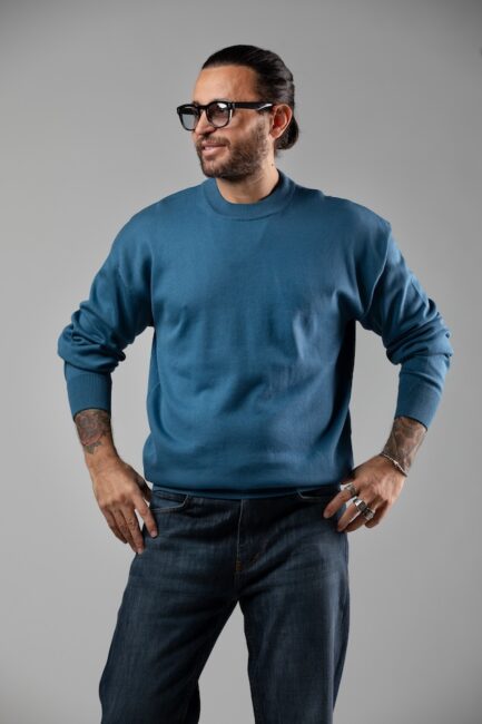 Knitted Sweater Round Neck