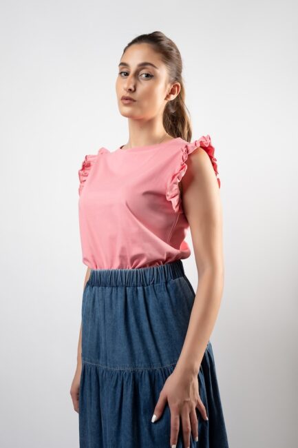 Sleeve Less Cotton T-Shirt With Raffle