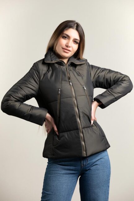 water-repellent quilted jacket