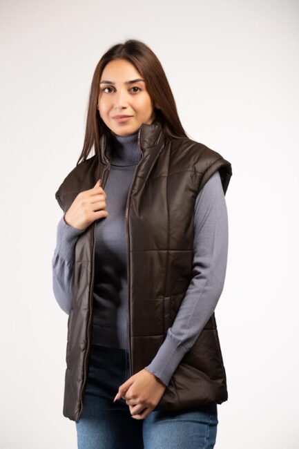 guilted zipper gilet