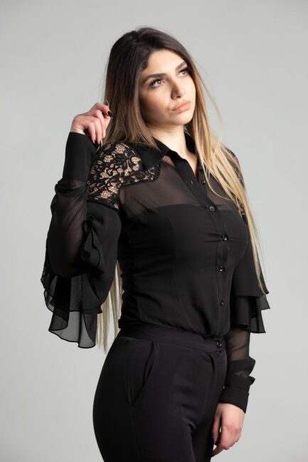 ruffeled sleeve shirt with lace