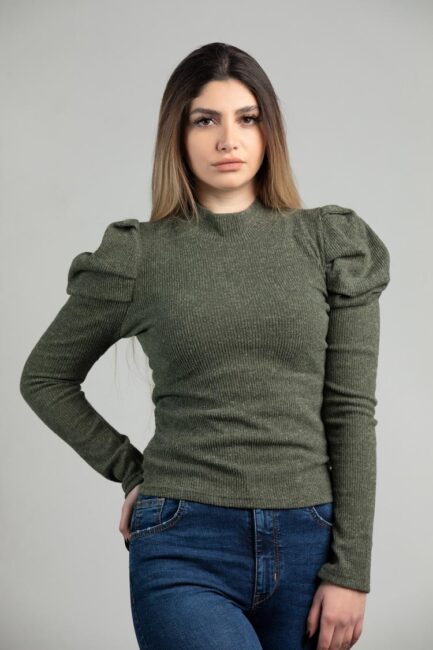 Ribbed long-sleeved t-shirt