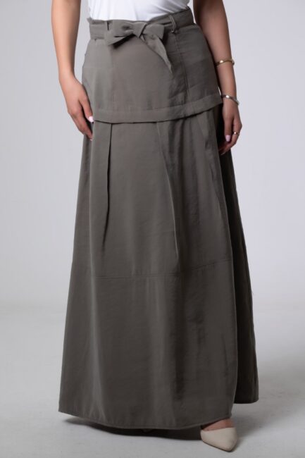 Long Skirt With Belt